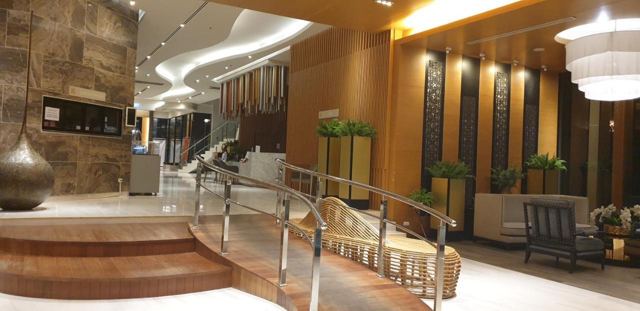 The Astra Chiang Mai Family Room ภายนอก รูปภาพ