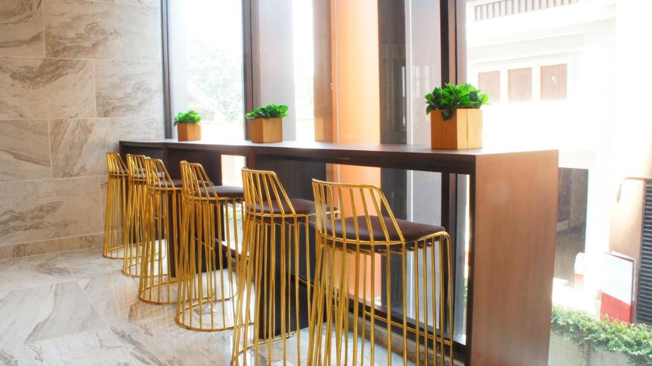 The Astra Chiang Mai Family Room ภายนอก รูปภาพ