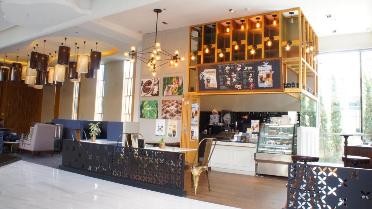 The Astra Chiang Mai Family Room ภายนอก รูปภาพ